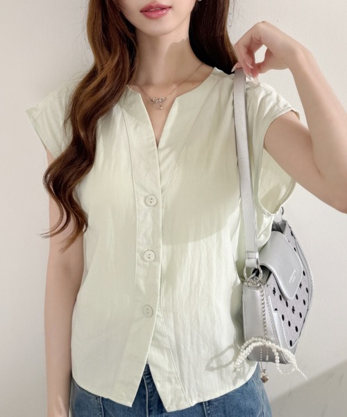 Ada.(エイダ)の「フロントボタン シンプル フレンチスリーブ Vネック ブラウス(シャツ/ブラウス・レディース・イエロー/ホワイト/グリーン・FREE)」の6枚目の写真
