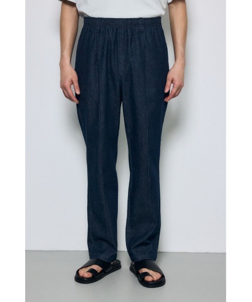 AZUL by moussy(アズールバイマウジー)の「COOL MAX デニムスラックス(スラックス・メンズ・ワンウォッシュ/ライトブルー・SMALL/MEDIUM/LARGE)」の5枚目の写真