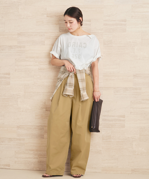 plage(プラージュ)の「Barrel Chinos パンツ(チノパンツ・レディース・アイボリー/ベージュ・34/36/38)」の12枚目の写真