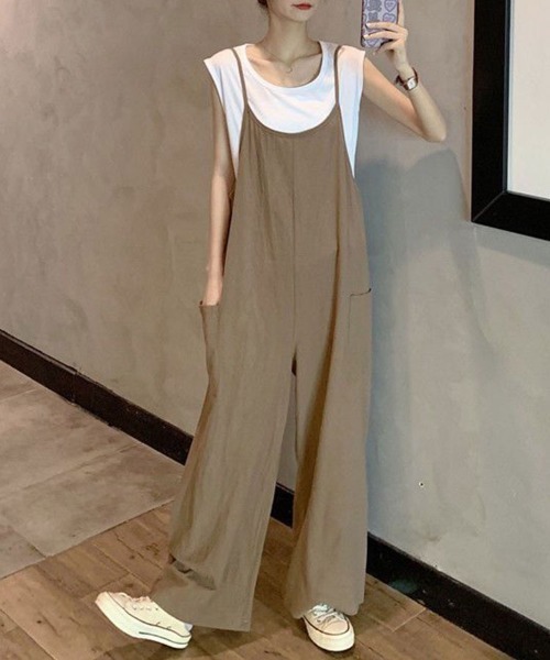 mielu(ミエル)の「ワイドキャミサロペット(サロペット/オーバーオール・レディース・ベージュ/ブラック・LARGE/MEDIUM)」の11枚目の写真