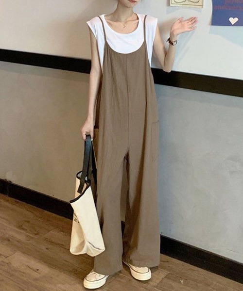 mielu(ミエル)の「ワイドキャミサロペット(サロペット/オーバーオール・レディース・ベージュ/ブラック・LARGE/MEDIUM)」の12枚目の写真