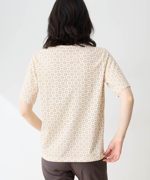 DECOY SINCE 1981(デコイシンスイチキュウハチイチ)の「【ひやさらコットン】小紋柄プリントTシャツ【綿100%・接触冷感・UVカット】(Tシャツ/カットソー・レディース・オレンジ/ネイビー/グリーン・M/L/LL)」の5枚目の写真