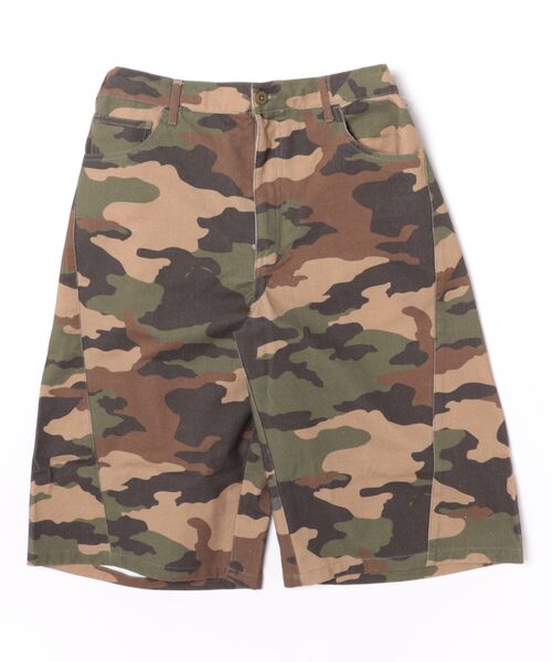 ８(eight)（エイト）の「ワイドカーブショートパンツ（カーゴパンツ・メンズ・ブラック/グリーン/カーキ/ブラウン・LARGE/MEDIUM）」の4枚目の写真