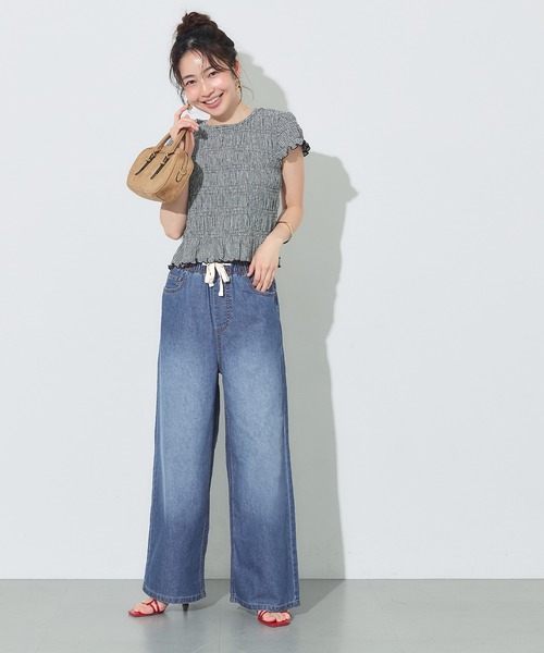 coca(coca)(コカ)の「サマーデニムワイドパンツ(デニムパンツ・レディース・ライトブルー/ブルー・L/S/M)」の17枚目の写真