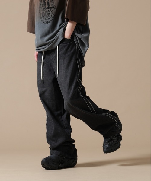 SIS(エスアイエス)の「SIS/エスアイエス/Side Fringe Denim Pants(デニムパンツ・レディース・ブラック/ブルー・L/M)」の2枚目の写真