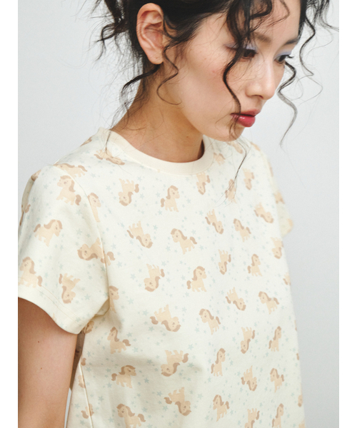 PLZPROJECT(プリーズプロジェクト)の「PONY T-SHIRT(Tシャツ/カットソー・レディース・イエロー・FREE)」の6枚目の写真