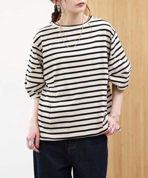 EGLANTINE(エグランティーヌ)の「EGLANTINE 接触冷感 バルーンスリーブカットソー 半端袖(Tシャツ/カットソー・レディース・ブラウン系/ブラック×ホワイト/オフホワイト/ネイビー・38)」の2枚目の写真