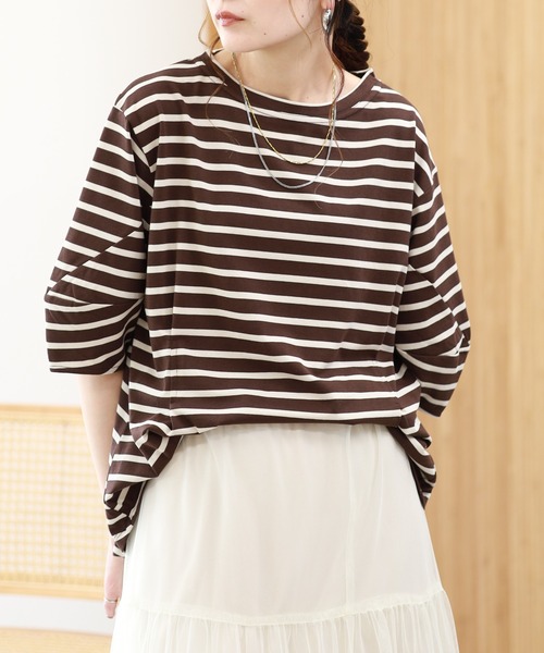 EGLANTINE(エグランティーヌ)の「EGLANTINE 接触冷感 バルーンスリーブカットソー 半端袖(Tシャツ/カットソー・レディース・ブラウン系/ブラック×ホワイト/オフホワイト/ネイビー・38)」の9枚目の写真