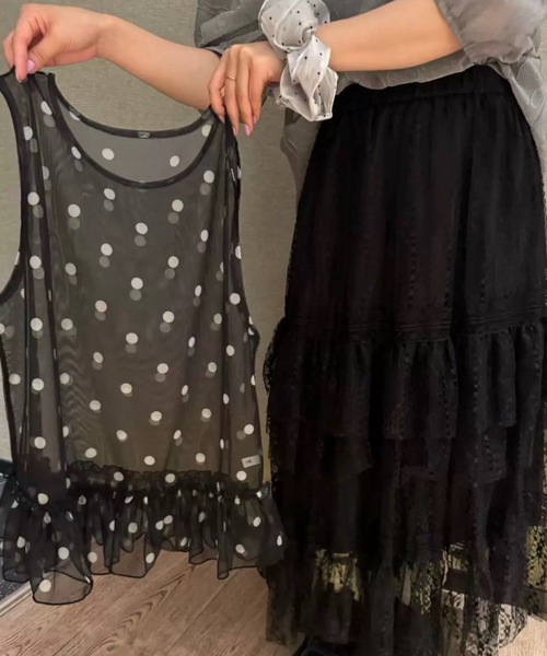Sibra(シブラ)の「重ねるだけで即こなれ見え。ドット柄シアーフリルチュニック(その他トップス・レディース・イエロー/ブラック・M)」の9枚目の写真