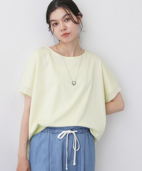 Dessin(デッサン)の「【接触冷感/UVカット】美光沢カットソーワイドシルエット(Tシャツ/カットソー・レディース・ライトイエロー系/チャコールグレー/ブラック/ホワイト系・01/02/03)」の4枚目の写真