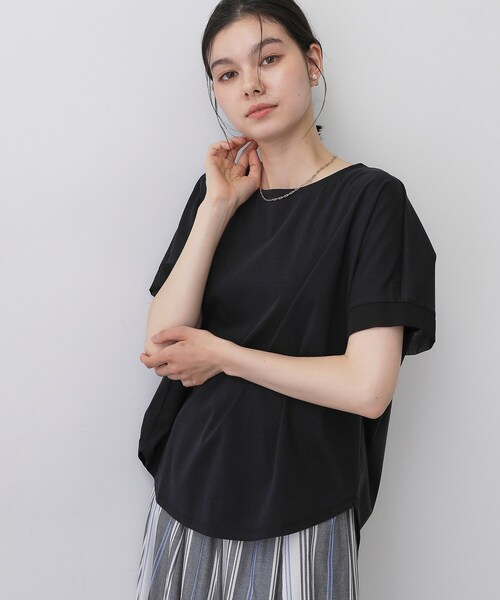 Dessin(デッサン)の「【接触冷感/UVカット】美光沢カットソーワイドシルエット(Tシャツ/カットソー・レディース・ライトイエロー系/チャコールグレー/ブラック/ホワイト系・01/02/03)」の6枚目の写真