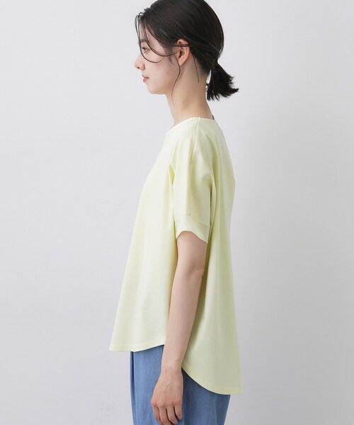 Dessin(デッサン)の「【接触冷感/UVカット】美光沢カットソーワイドシルエット(Tシャツ/カットソー・レディース・ライトイエロー系/チャコールグレー/ブラック/ホワイト系・01/02/03)」の22枚目の写真