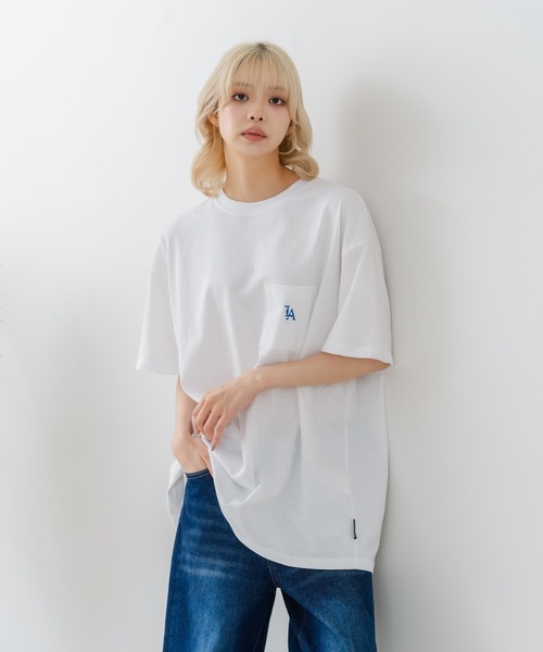 SAVIER(サビアー)の「【SAVIER/サビアー】×【ZERO STAIN/ゼロステイン】【LAロゴ立体刺繍】コラボ ポケット付き Tシャツ オーバーサイズ 汗染み防止 ストリート・スケーター(Tシャツ/カットソー・メンズ・ホワイト/チャコールグレー・MEDIUM/LARGE)」の8枚目の写真