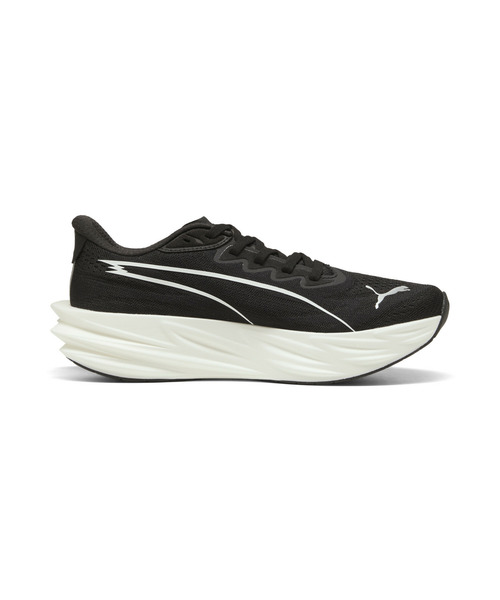 PUMA(プーマ)の「PUMA プーマ ウィメンズ ディヴィエイト ピュア ニトロ ランニングシューズ(スニーカー・レディース・レッド/ホワイト/ラベンダー/ブラック×シルバー/オフホワイト・25.0cm/24.5cm/23.5cm/24.0cm/22.5cm/23.0cm)」の14枚目の写真