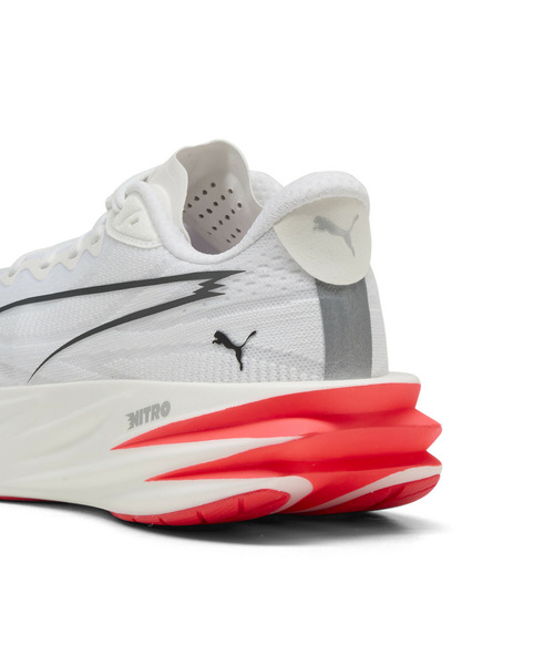 PUMA(プーマ)の「PUMA プーマ ウィメンズ ディヴィエイト ピュア ニトロ ランニングシューズ(スニーカー・レディース・レッド/ホワイト/ラベンダー/ブラック×シルバー/オフホワイト・25.0cm/24.5cm/23.5cm/24.0cm/22.5cm/23.0cm)」の8枚目の写真