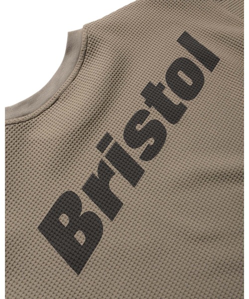 F.C.Real Bristol(エフシーレアルブリストル)の「TECH WAFFLE L/S LOUNGE TOP(Tシャツ/カットソー・メンズ・オフホワイト/ブラック/グレイッシュベージュ・SMALL/MEDIUM/LARGE/X-LARGE/XX-LARGE)」の4枚目の写真