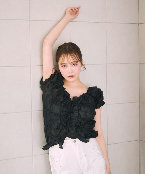 miune(ミューヌ)の「ランダムシャーリングブラウス(シャツ/ブラウス・レディース・アイボリー/ブラック・FREE)」の6枚目の写真