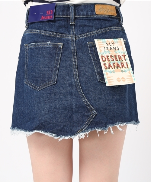 SLY（スライ）の「WILSON HIP HUNG TILT SK-A（デニムスカート・レディース・ブルー・2/1）」の12枚目の写真