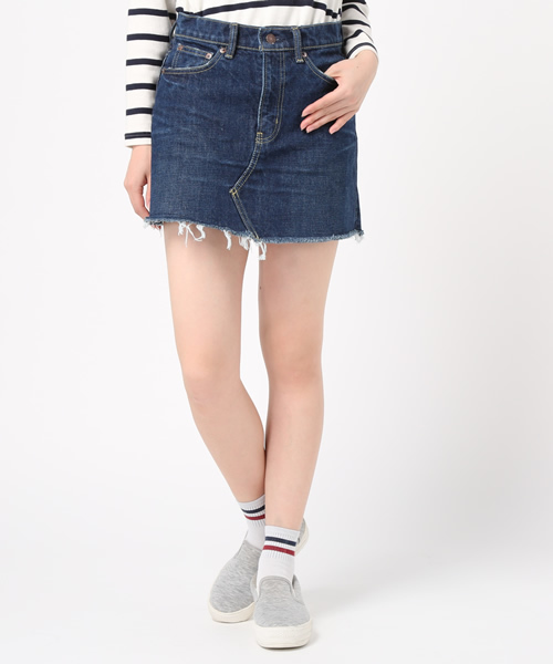 SLY（スライ）の「WILSON HIP HUNG TILT SK-A（デニムスカート・レディース・ブルー・2/1）」の7枚目の写真