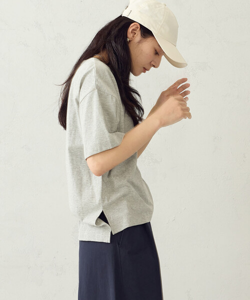 COMME CA ISM(コムサイズム)の「グリッターラメ Tシャツ(Tシャツ/カットソー・レディース・チャコール/ブラック/ホワイト/グレー・LARGE/MEDIUM)」の21枚目の写真