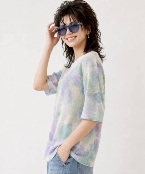 KAMINARI_TOKIO(カミナリトキオ)の「パステルフラワーシアーサマートップス(Tシャツ/カットソー・レディース・パープル系/ピンク系・FREE)」の5枚目の写真