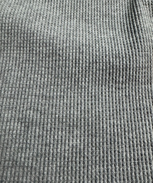 Coffee & Cigarettes(コーヒーアンドシガレッツ)の「6D8 【STANDARD FIT】Waffle Henley T-Shirt スタンダードフィット ワッフルヘンリーネックTシャツ(Tシャツ/カットソー・メンズ・グレー/ホワイト/ブラック・M/XL/L)」の13枚目の写真