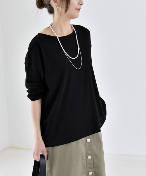 quaranciel(カランシエル)の「quaranciel:〈手洗い可能〉シアー コットン ボートネック ルーズ ロンTEE(Tシャツ/カットソー・レディース・ブラック/オフホワイト/ブラウン・ONE SIZE)」の15枚目の写真