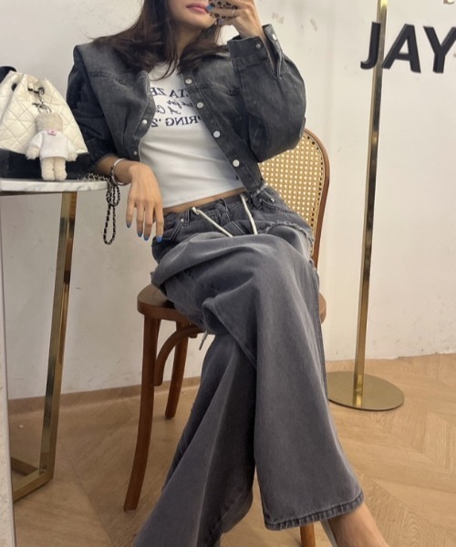 CHUN CHUN NOTES(チュンチュンノーツ)の「26SS/レイヤード風フリンジワイドデニムパンツ(デニムパンツ・レディース・ブルー/ブラック・S/L/M)」の18枚目の写真