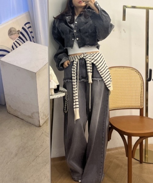 CHUN CHUN NOTES(チュンチュンノーツ)の「26SS/レイヤード風フリンジワイドデニムパンツ(デニムパンツ・レディース・ブルー/ブラック・S/L/M)」の22枚目の写真