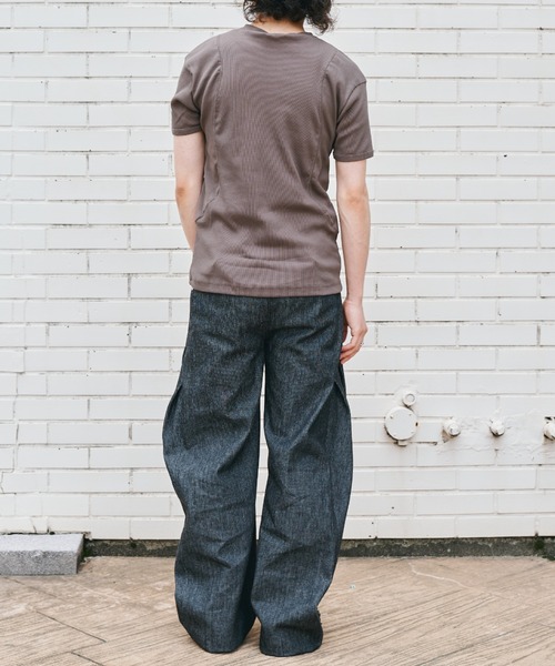 CONZ(コンズ)の「curve leg trousers pique denim 2.0(デニムパンツ・メンズ・ストライプ・1/3/2)」の8枚目の写真