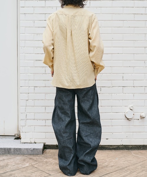 CONZ(コンズ)の「curve leg trousers pique denim 2.0(デニムパンツ・メンズ・ストライプ・1/3/2)」の12枚目の写真