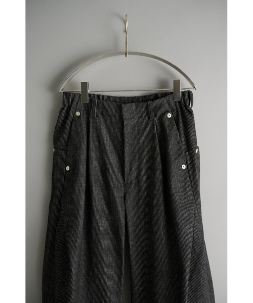 CONZ(コンズ)の「curve leg trousers pique denim 2.0(デニムパンツ・メンズ・ストライプ・1/3/2)」の16枚目の写真