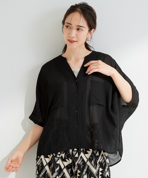 SHOO・LA・RUE（シューラルー）の「【洗濯機可】ナチュラルな風合いが魅力 シアードルマンブラウス（シャツ/ブラウス・レディース・ホワイト/ライトブルー/ブラウン系その他/イエロー系その他/ブラック/オレンジ・00）」の9枚目の写真
