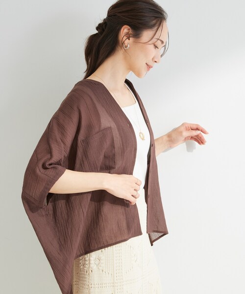 SHOO・LA・RUE（シューラルー）の「【洗濯機可】ナチュラルな風合いが魅力 シアードルマンブラウス（シャツ/ブラウス・レディース・ホワイト/ライトブルー/ブラウン系その他/イエロー系その他/ブラック/オレンジ・00）」の18枚目の写真