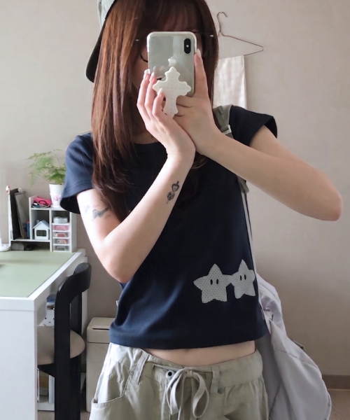 FUZZY SCAN(ファジスキャン)の「ボタンホールドハンドスタースリム半袖ネイビー(Tシャツ/カットソー・レディース・ネイビー・ONE SIZE)」の2枚目の写真