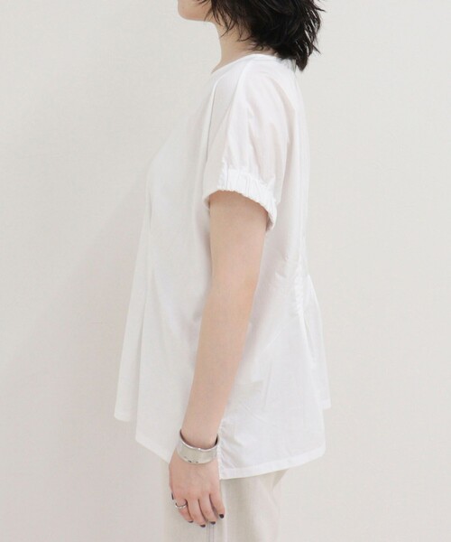 fredy emue(フレディエミュ)の「ウエストタックフレンチカットソーブラウス(Tシャツ/カットソー・レディース・ネイビー/オフホワイト/カーキ・38)」の6枚目の写真