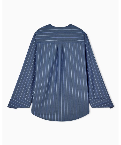 EMPORIO ARMANI(エンポリオアルマーニ)の「【エンポリオ アルマーニ】ストライプ ジャカードデニム Vネックシャツ(シャツ/ブラウス・レディース・ダークブルー・38)」の3枚目の写真