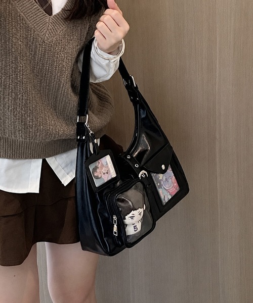 CANVAS+(キャンバスプラス)の「【CANVAS+】推し活クリアポケットエナメルショルダーバッグ(ショルダーバッグ・レディース・ブラック/シルバー/ブラウン・FREE)」の20枚目の写真
