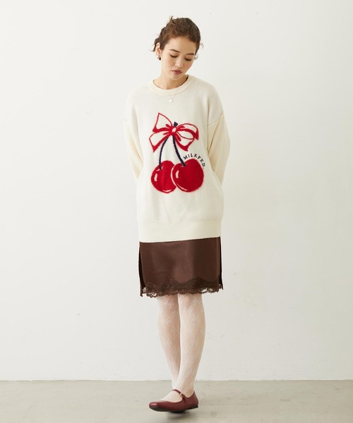 MILKFED.(ミルクフェド)の「CHERRY LOGO KNIT TOP(ニット/セーター・レディース・アッシュ/ブラック/オフホワイト・ONE SIZE)」の5枚目の写真