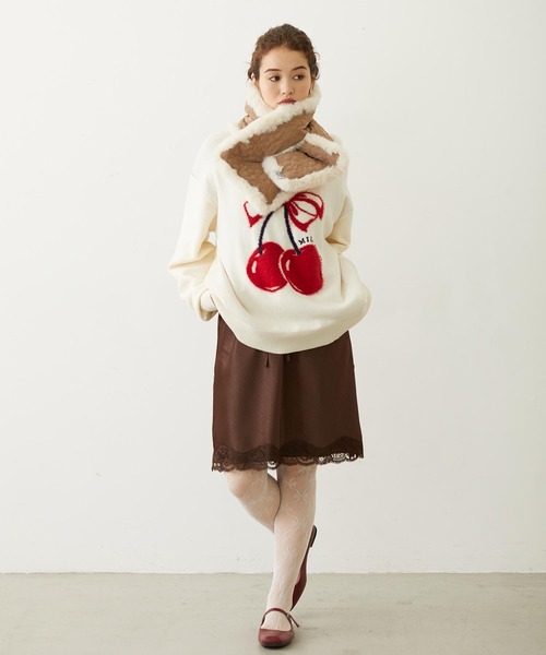 MILKFED.(ミルクフェド)の「CHERRY LOGO KNIT TOP(ニット/セーター・レディース・アッシュ/ブラック/オフホワイト・ONE SIZE)」の6枚目の写真