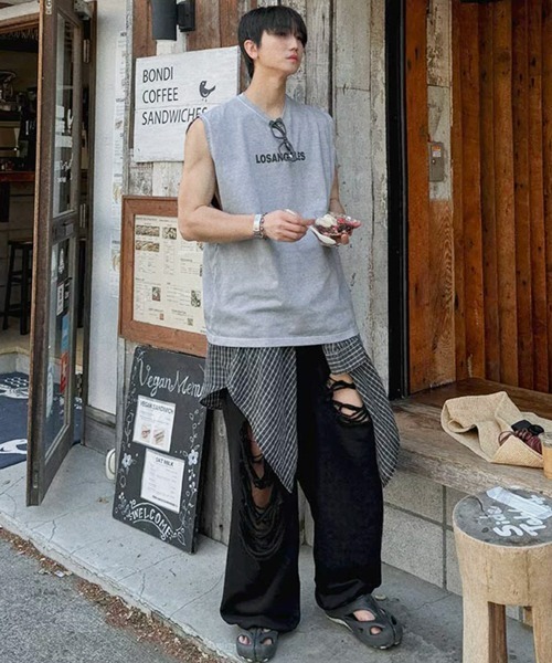NOWLE(ノウル)の「【NOWLE】クラッシュ ダメージ ルーズ スウェットパンツ / ヴィンテージストリート ボトムス(スウェットパンツ・メンズ・ブラック/グレー・SMALL/MEDIUM/LARGE/X-LARGE)」の18枚目の写真