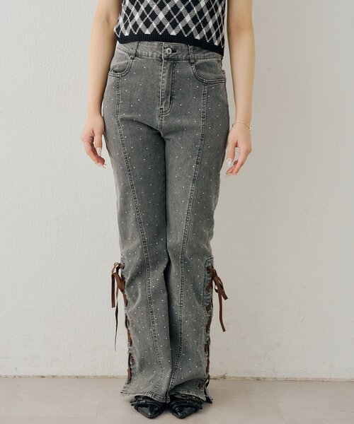 Another Branch olive des olive(アナザーブランチオリーブデオリーブ)の「サイドレースアップビジューフレアデニム(デニムパンツ・レディース・ネイビー/ブラック・SMALL/MEDIUM)」の12枚目の写真