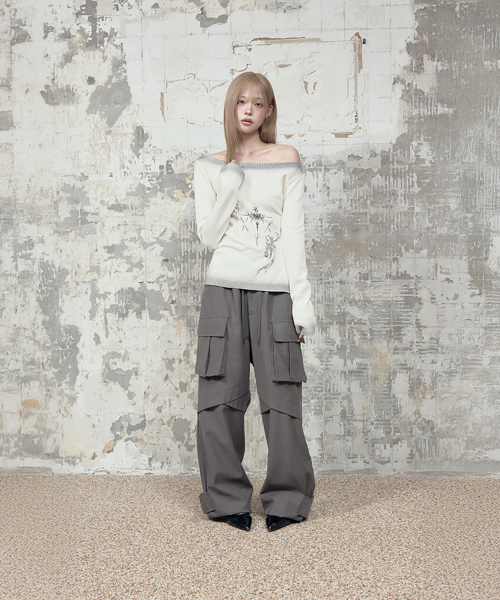 ETRE AU SOMMET(エトレオソメ)の「Dirty Wash Lettering Long Sleeve (Cream)(Tシャツ/カットソー・レディース・Cream・FREE)」の4枚目の写真