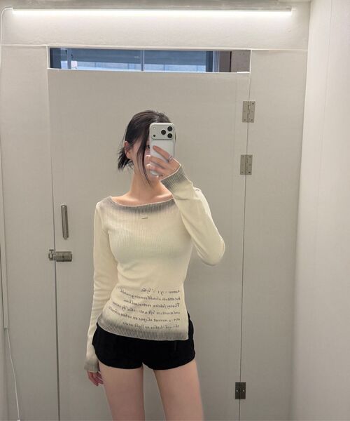 ETRE AU SOMMET(エトレオソメ)の「Dirty Wash Lettering Long Sleeve (Cream)(Tシャツ/カットソー・レディース・Cream・FREE)」の6枚目の写真