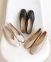 FLAT（フラット）の「牛革　Vカットフラットシューズ（パンプス）」