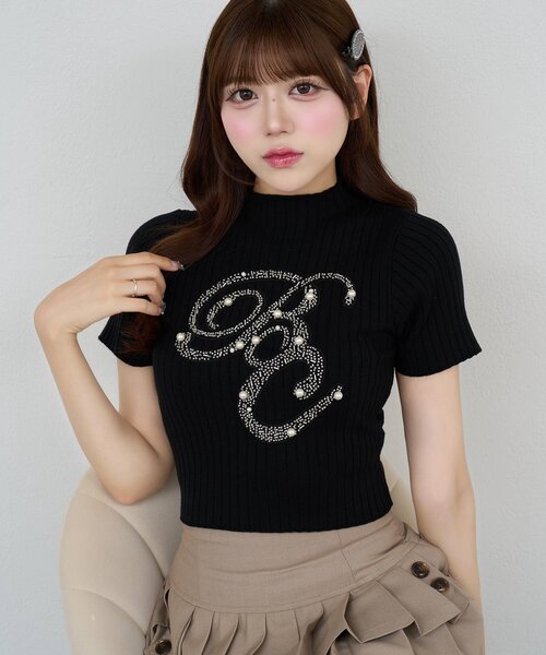 Belle Charme(ベルシャルム)の「【Belle Charme】BC Bijou Logo Rib Knit(ニット/セーター・レディース・ピンク/ブラック/ベージュ/アイボリー・FREE)」の4枚目の写真