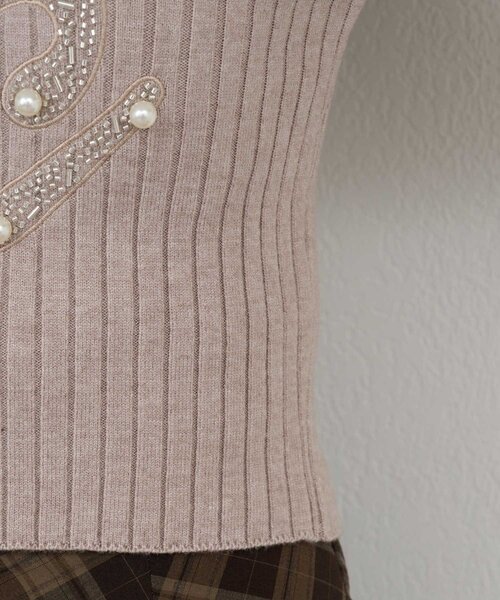 Belle Charme(ベルシャルム)の「【Belle Charme】BC Bijou Logo Rib Knit(ニット/セーター・レディース・ピンク/ブラック/ベージュ/アイボリー・FREE)」の21枚目の写真