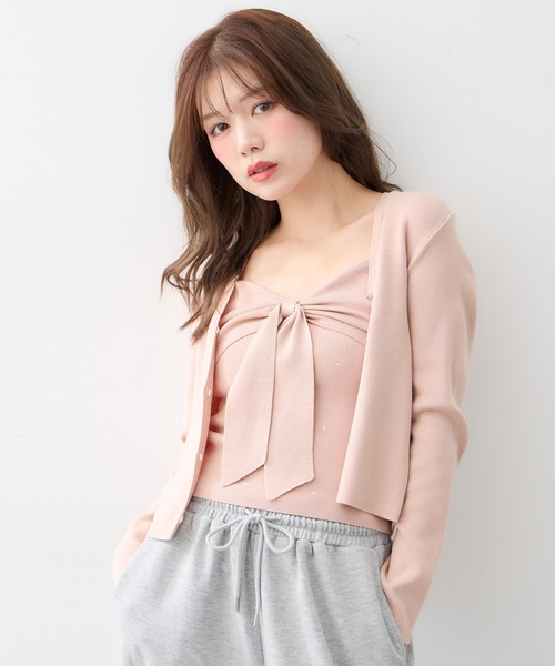 INGNI(イング)の「【WEB限定】リボンキャミ+ニットカーディガン/セット(アンサンブル・レディース・ピンク/ブラック/アイボリー・M)」の1枚目の写真