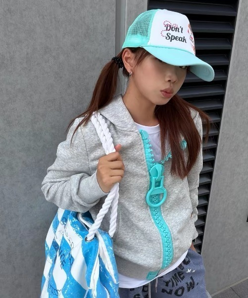 Lis ardent(リスアルダン)の「2026AW BIGスライダーデザイン 配色ジップスウェット/ジップパーカー(パーカー・レディース・ブルー/ピンク/ブラック・M)」の13枚目の写真
