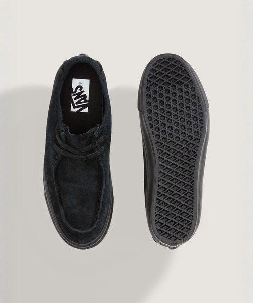 VANS(バンズ)の「VANS PREMIUM SF モック ロー / LX Carver Low BLACK/BLACK VN000Z3XBKA1(モカシン/デッキシューズ・メンズ・ブラック・10/9.5/6.5/12/11.5/11/10.5/6/5.5/5/4.5/4/9/8.5/8/7.5/7)」の3枚目の写真